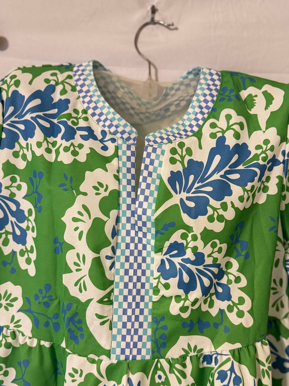 Bright Green Floral Tunic Preppy Top with Blue Accents Size XL NWT - Picture 12 of 12